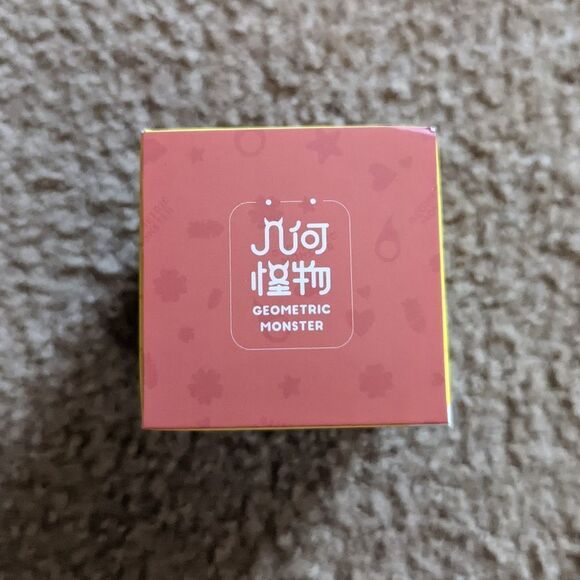 MJ STUDIO Geometric Monster Blind Box Cry Cube Figure - Picture 7 of 9
